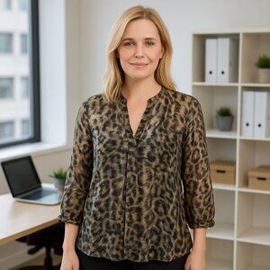 Joie Leopard Print 100% Silk Blouse Button Pleated Luxury Career Old Money L